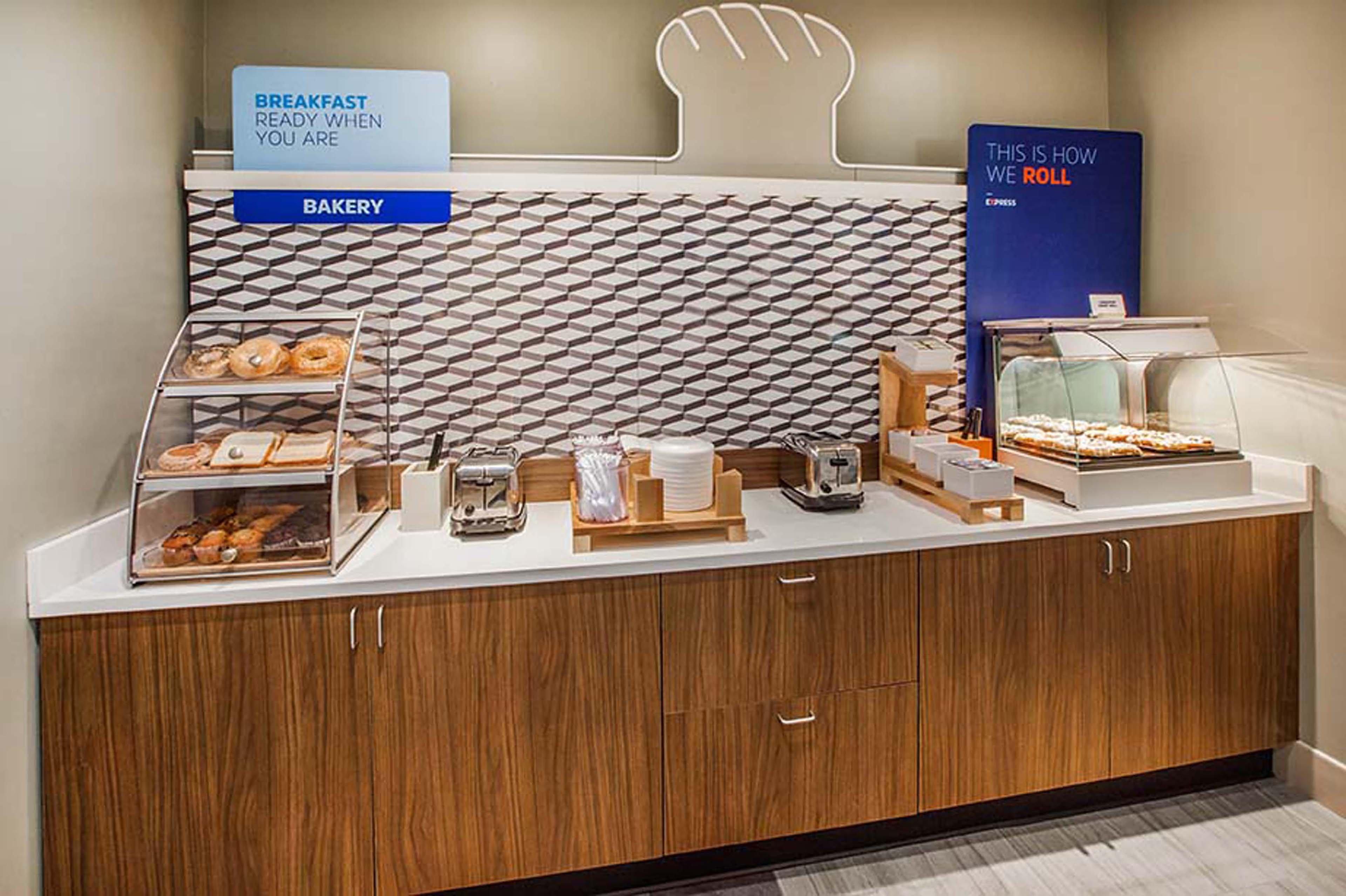 Holiday Inn Express Hotel & Suites La Place By Ihg Екстериор снимка