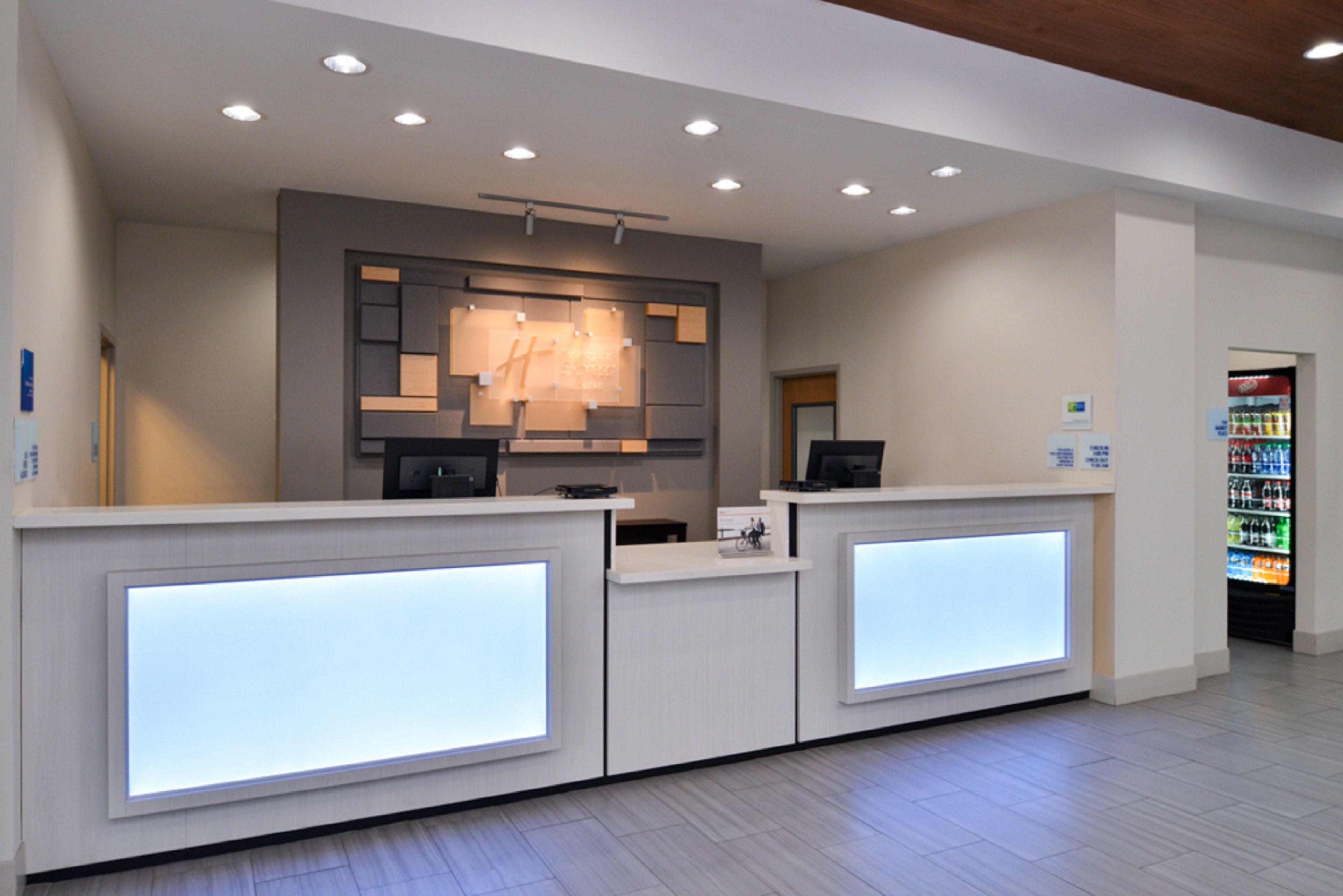 Holiday Inn Express Hotel & Suites La Place By Ihg Екстериор снимка