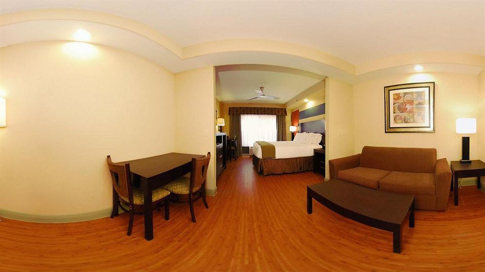 Holiday Inn Express Hotel & Suites La Place By Ihg Екстериор снимка