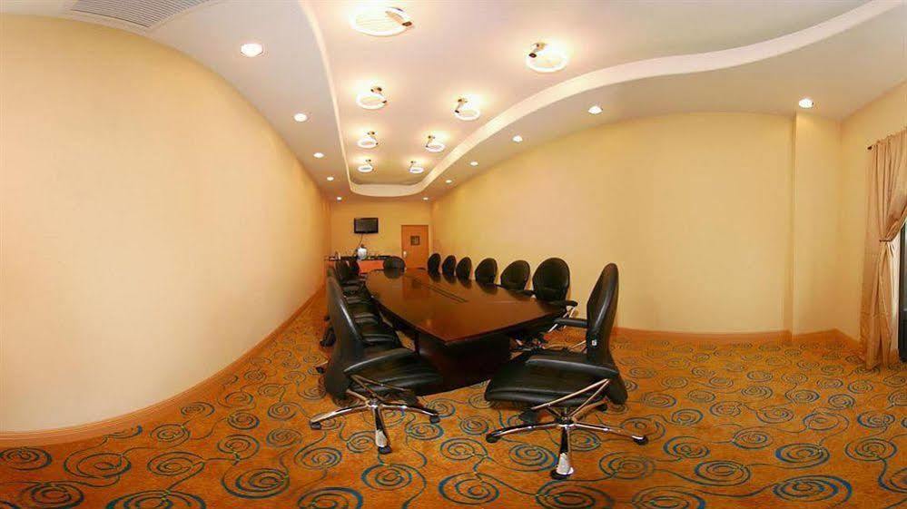 Holiday Inn Express Hotel & Suites La Place By Ihg Екстериор снимка